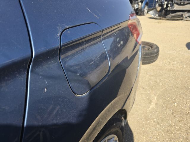 bontott PEUGEOT 301 Tankajtó