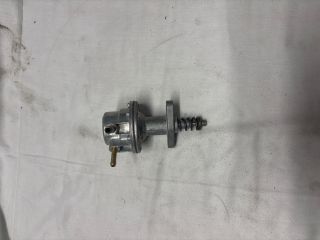 bontott PEUGEOT 305 Üzemanyag Szivattyú