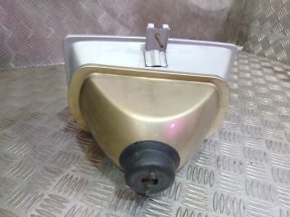 bontott PEUGEOT 305 Bal Fényszóró