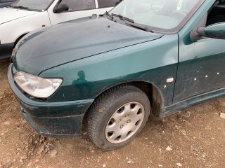 bontott PEUGEOT 306 Bal első Gólyaláb (Lengécsillapító, Rugó)