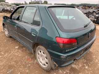 bontott PEUGEOT 306 Bal első Lengéscsillapító