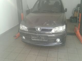 bontott PEUGEOT 306 Első Bölcső