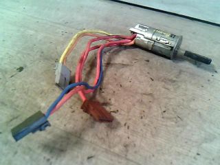 bontott PEUGEOT 306 Gyújtáskapcsoló Házzal