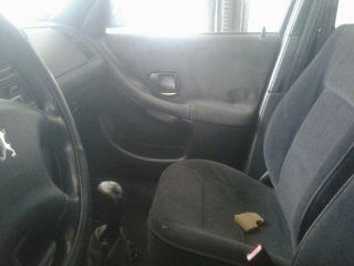 bontott PEUGEOT 306 Gyújtáskapcsoló Házzal