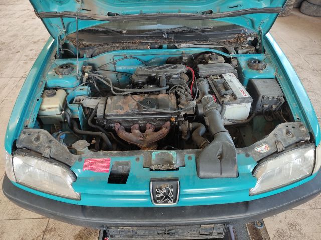 bontott PEUGEOT 306 Motor Tartó Bak Bal