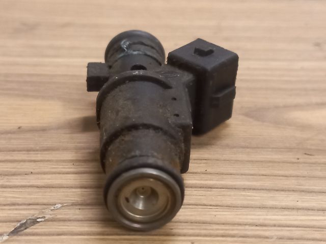 bontott PEUGEOT 306 Porlasztó (1 db)