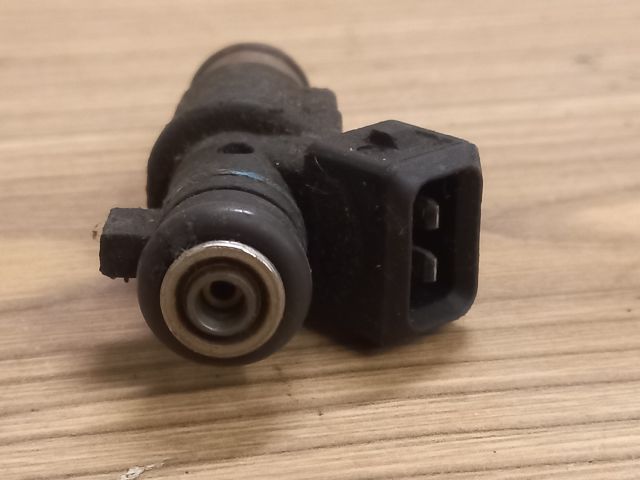 bontott PEUGEOT 306 Porlasztó (1 db)