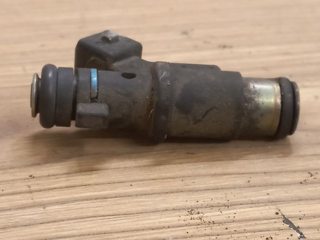 bontott PEUGEOT 306 Porlasztó (1 db)