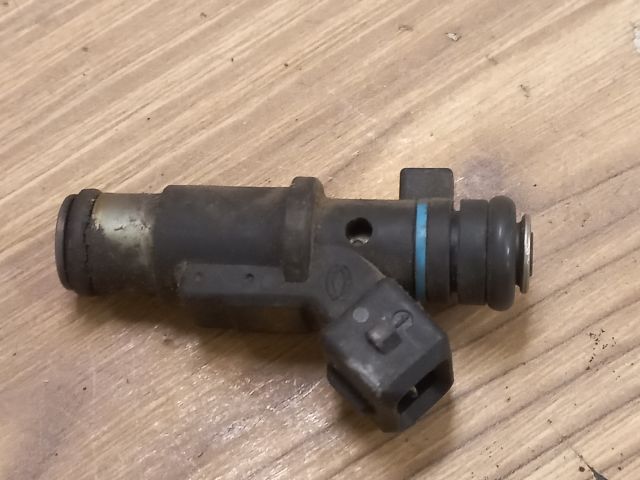 bontott PEUGEOT 306 Porlasztó (1 db)