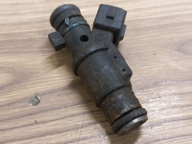 bontott PEUGEOT 306 Porlasztó (1 db)