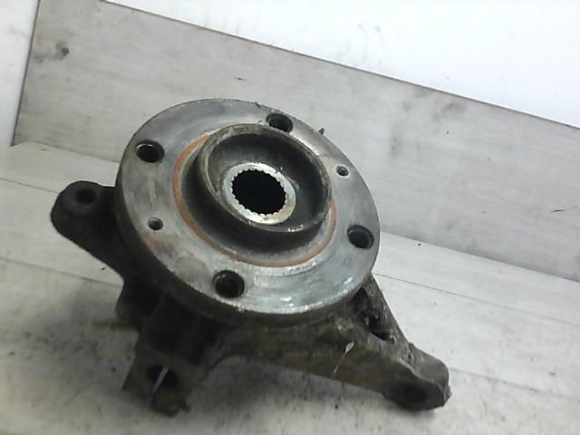 bontott PEUGEOT 306 Bal első Kerékagy