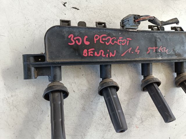 bontott PEUGEOT 306 Gyújtótrafó