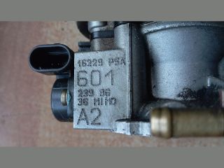 bontott PEUGEOT 306 Központi Injektor