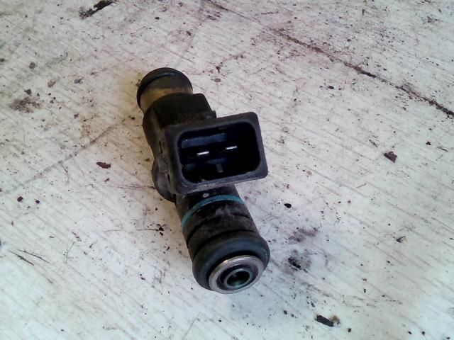 bontott PEUGEOT 306 Porlasztó (1 db)