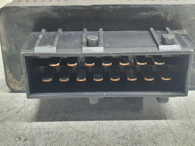 bontott PEUGEOT 306 Üzemanyag Szivattyú Relé