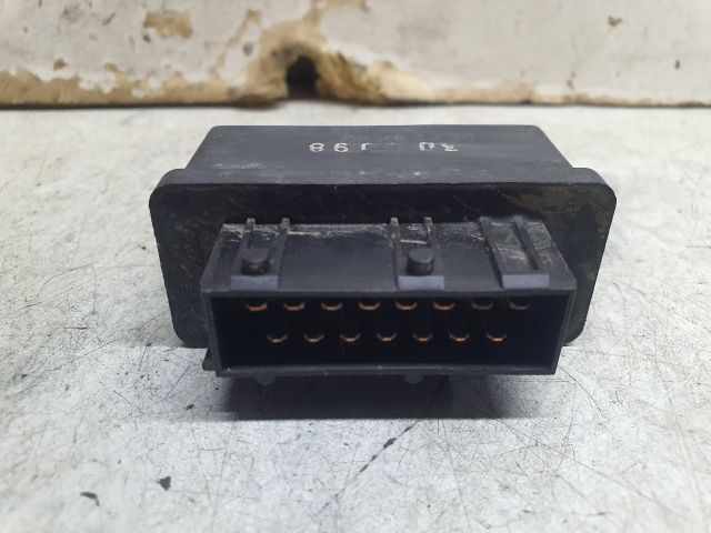 bontott PEUGEOT 306 Üzemanyag Szivattyú Relé