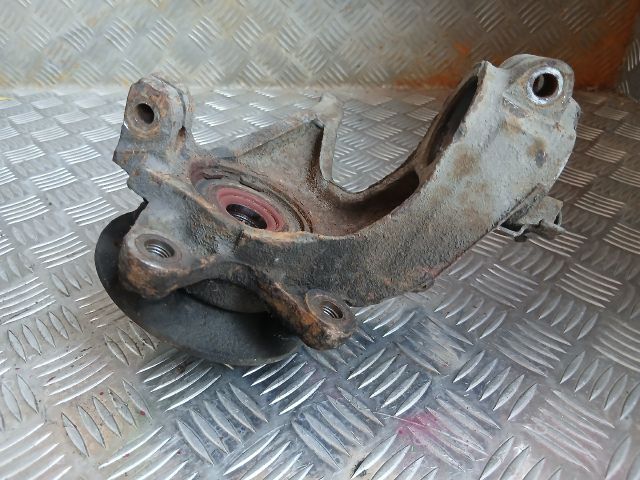 bontott PEUGEOT 306 Bal első Csonkállvány Kerékaggyal