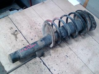 bontott PEUGEOT 306 Bal első Lengéscsillapító