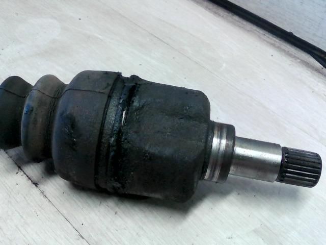 bontott PEUGEOT 306 Bal Féltengely