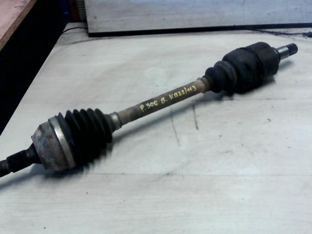 bontott PEUGEOT 306 Bal Féltengely