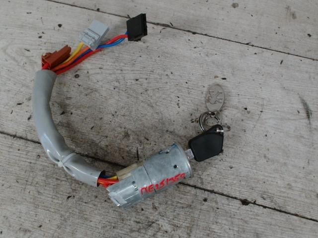 bontott PEUGEOT 306 Gyújtáskapcsoló