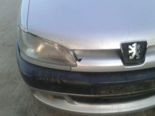 bontott PEUGEOT 306 Homlokfal (Üres lemez)