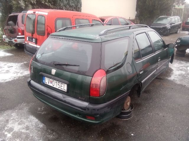 bontott PEUGEOT 306 Légszűrő Ház