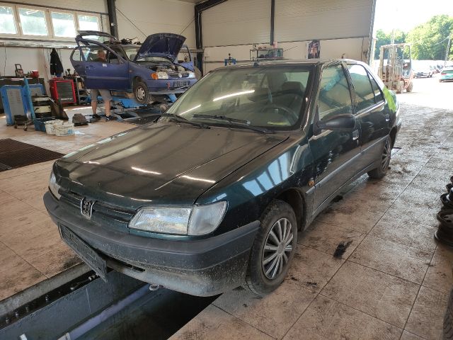 bontott PEUGEOT 306 Bal első Fékkengyel