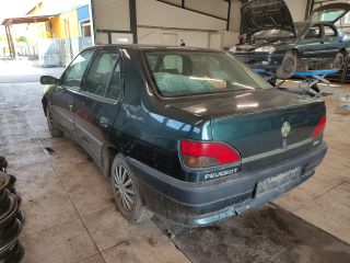 bontott PEUGEOT 306 Bal első Fékkengyel