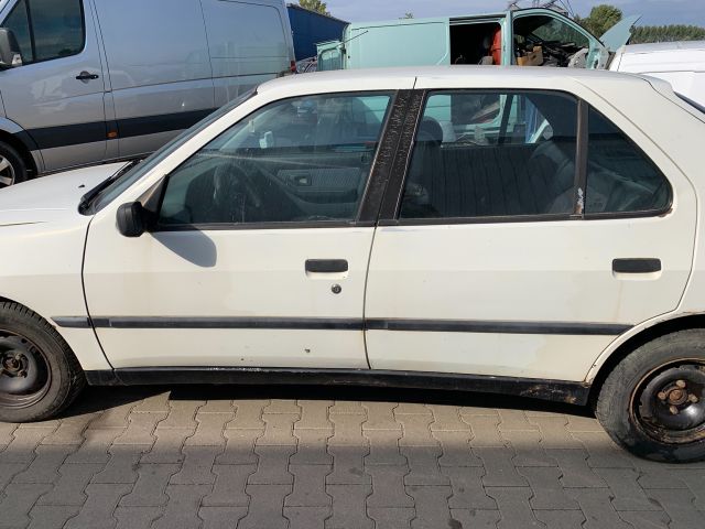 bontott PEUGEOT 306 Bal első Lengéscsillapító