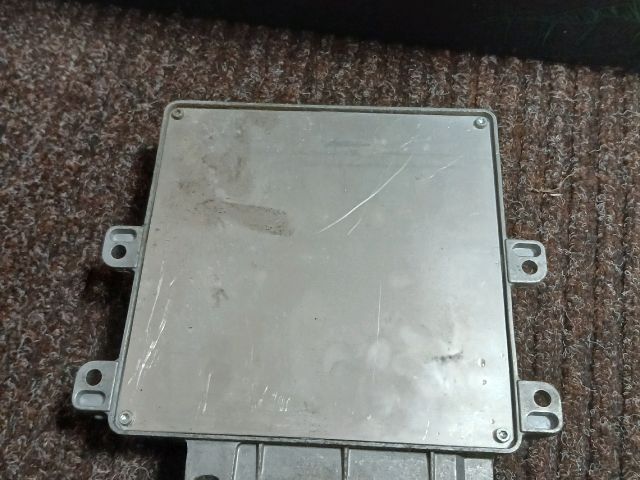 bontott PEUGEOT 306 Motorvezérlő