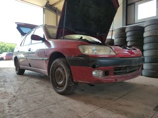 bontott PEUGEOT 306 Bal első Gólyaláb (Lengécsillapító, Rugó)