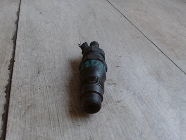 bontott PEUGEOT 306 Porlasztó (1 db)