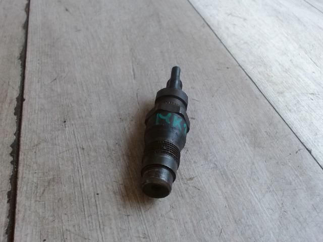 bontott PEUGEOT 306 Porlasztó (1 db)