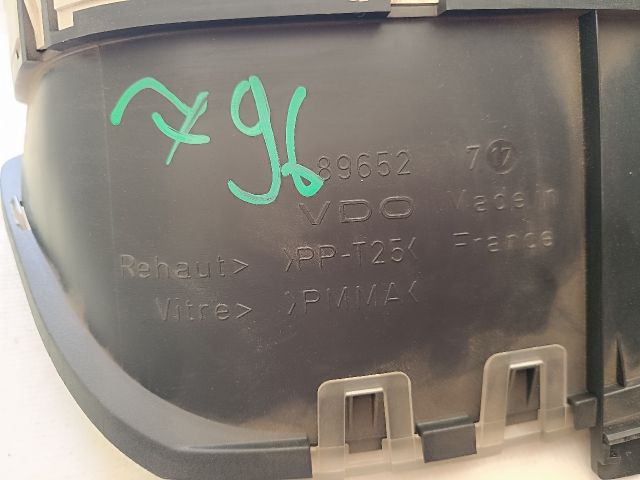 bontott PEUGEOT 306 Kilométeróra