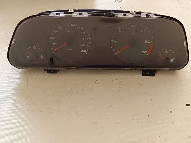 bontott PEUGEOT 306 Kilométeróra