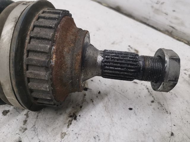 bontott PEUGEOT 306 Bal Féltengely