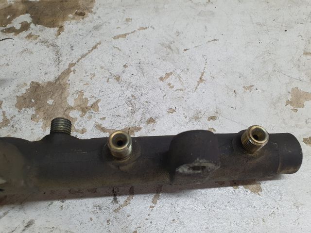 bontott PEUGEOT 306 Közösnyomócső