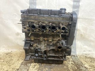 bontott PEUGEOT 306 Motor (Fűzött blokk hengerfejjel)