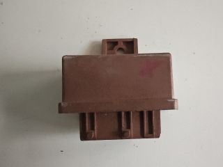 bontott PEUGEOT 306 Üzemanyag Szivattyú Relé