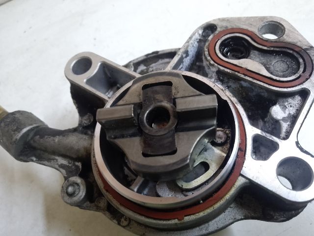 bontott PEUGEOT 306 Vákumpumpa
