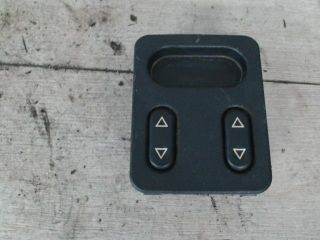 bontott PEUGEOT 306 Ablakemelő Kapcsoló Szett