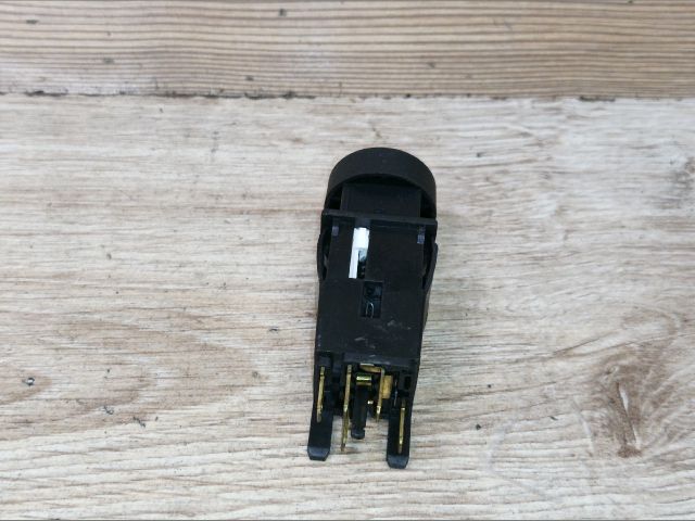 bontott PEUGEOT 306 Ablakfűtés Kapcsoló