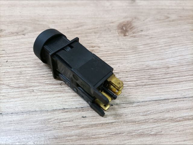 bontott PEUGEOT 306 Ablakfűtés Kapcsoló