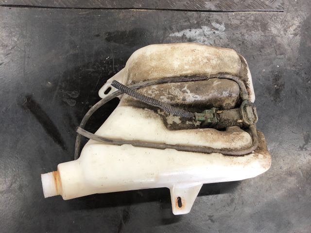 bontott PEUGEOT 306 Ablakmosó Tartály