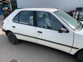 bontott PEUGEOT 306 Bal első Ablaktörlő Kar