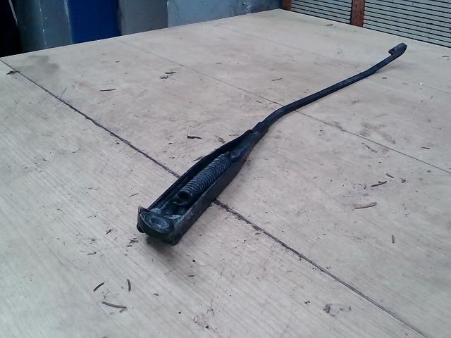 bontott PEUGEOT 306 Bal első Ablaktörlő Kar