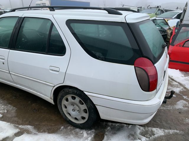 bontott PEUGEOT 306 Bal első Ajtó (Részeivel)