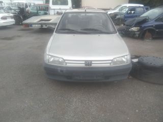 bontott PEUGEOT 306 Bal első Ajtó (Üres lemez)