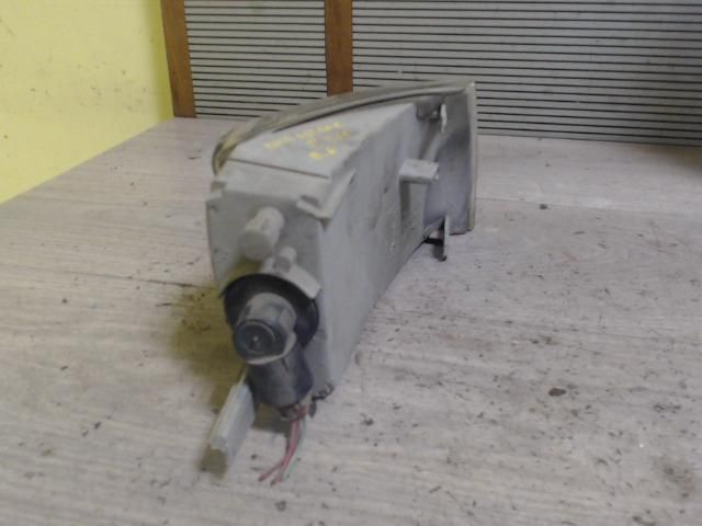 bontott PEUGEOT 306 Bal első Irányjelző